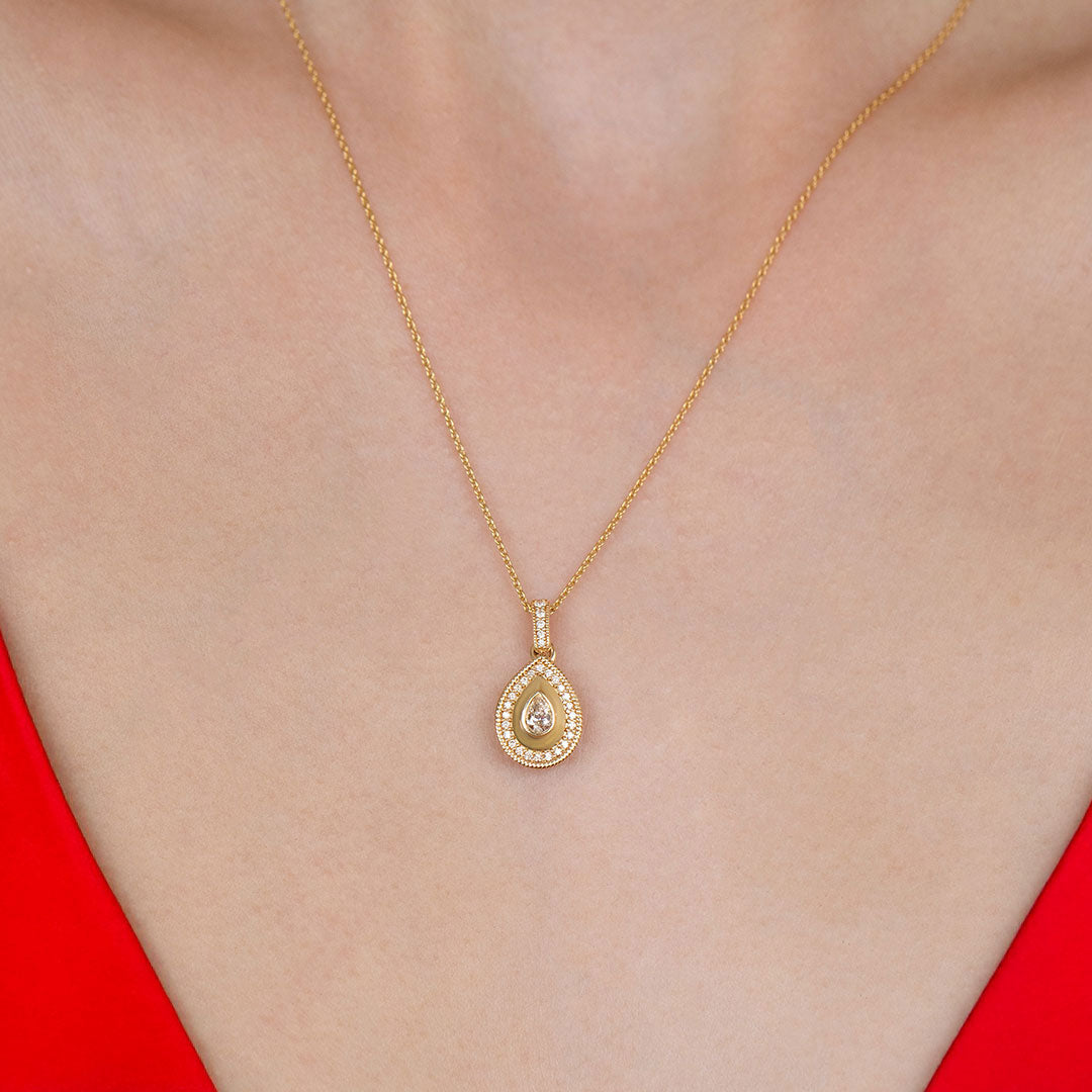 Pear shaped Art Deco Diamond Pendant