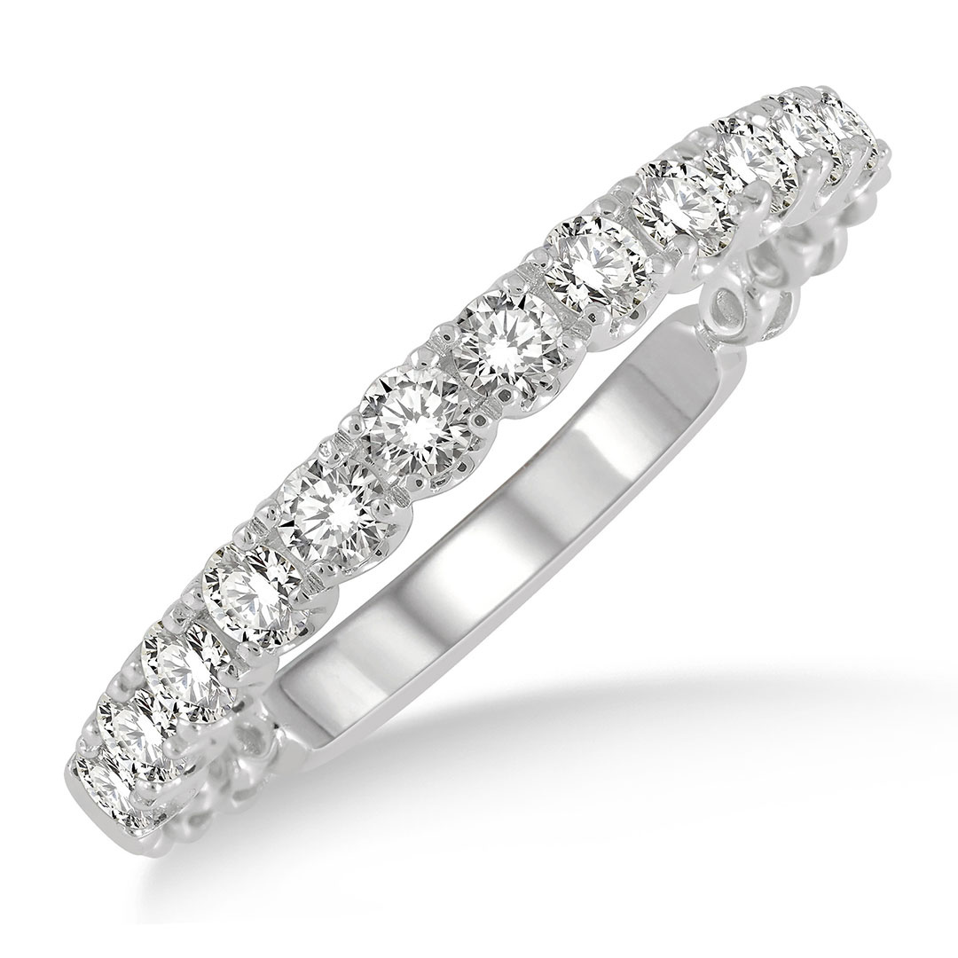 Brilliant-Cut Diamond Band
