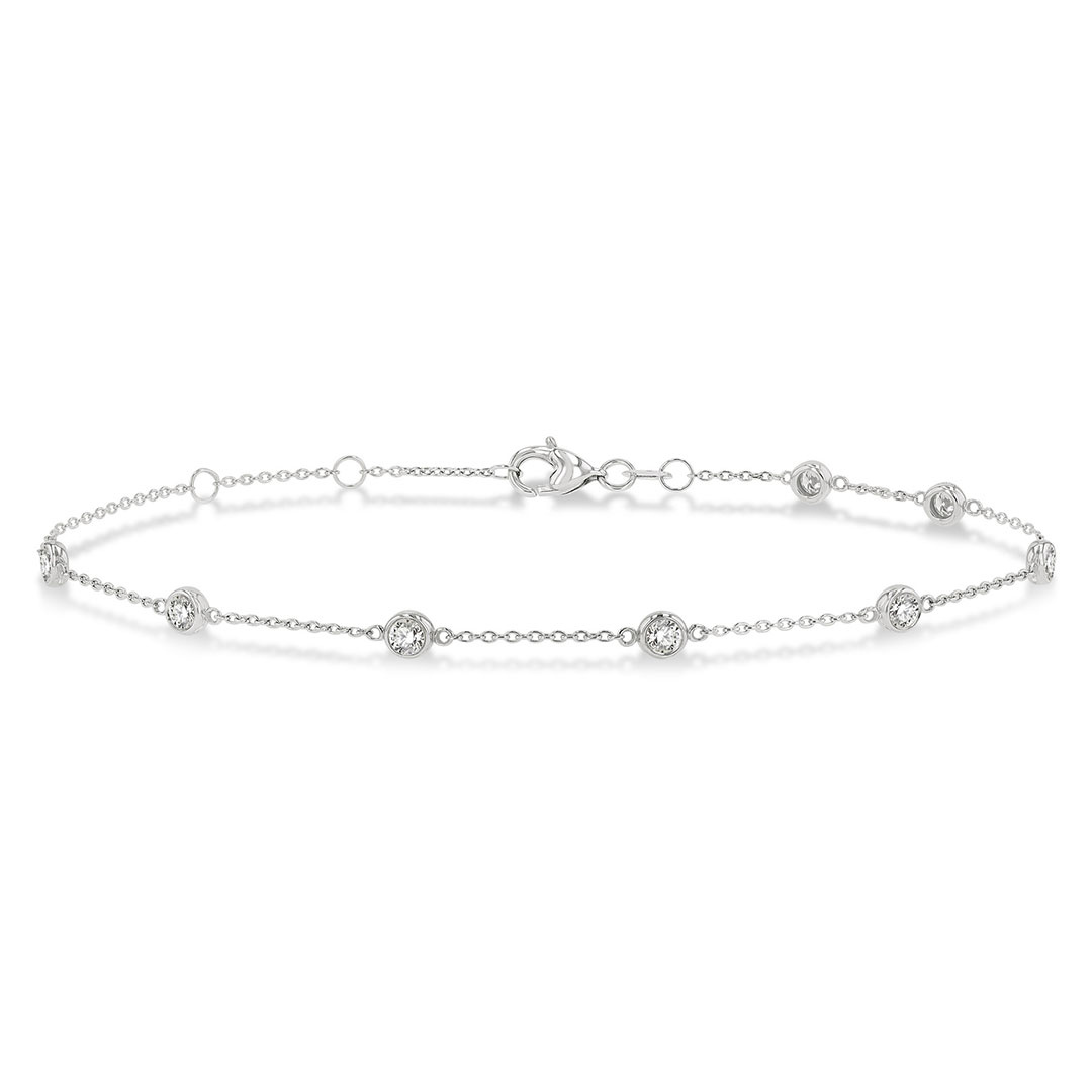 Circular Mount Round Cut Diamond Station Bracelet