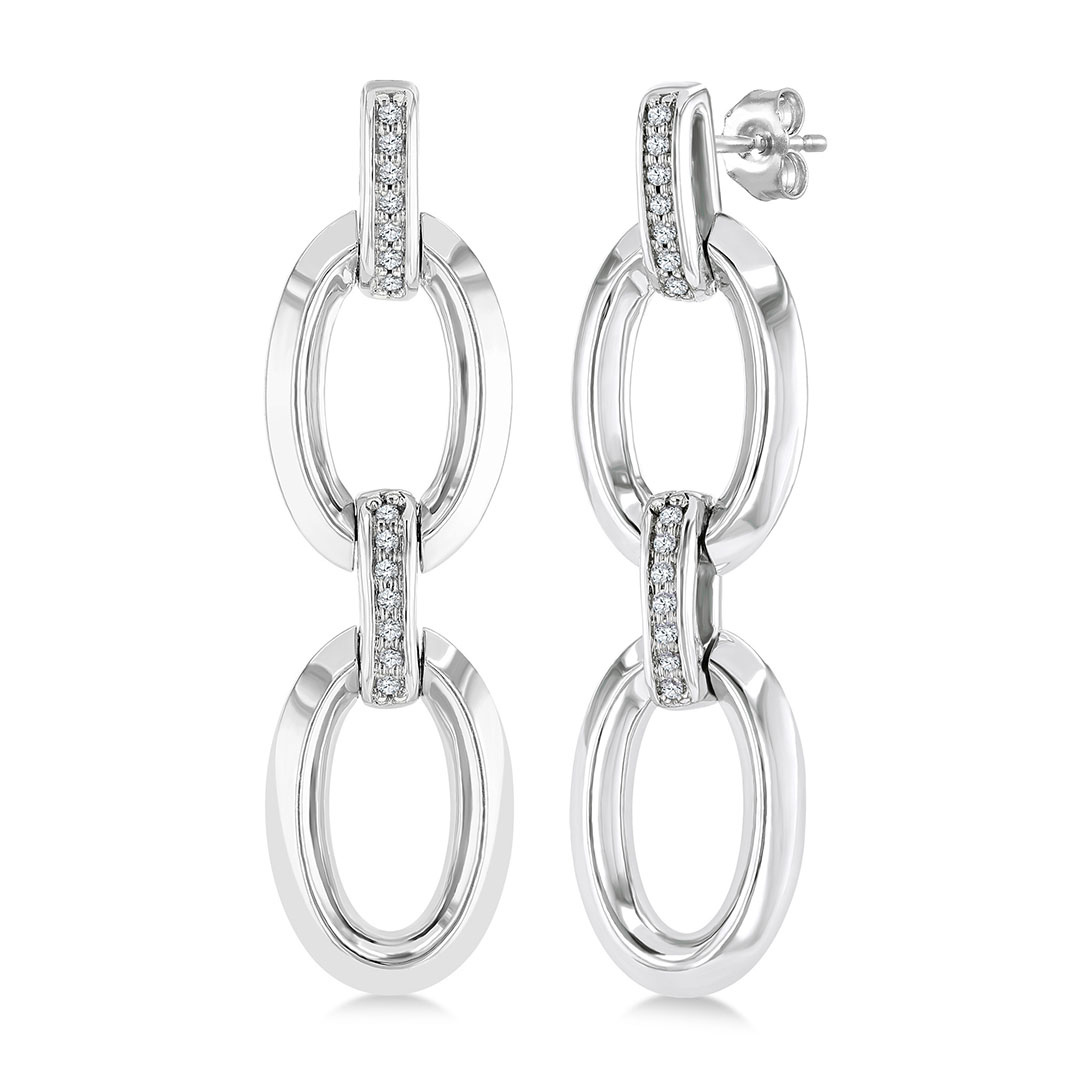 Oval Shape D-Link Diamond Earring