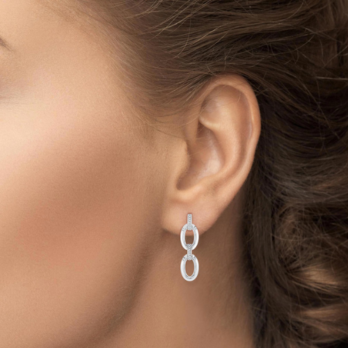 Oval Shape D-Link Diamond Earring