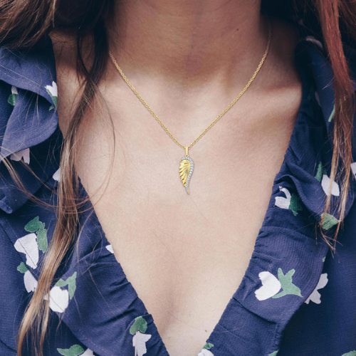Fluted Texture Angel Wing Pendant