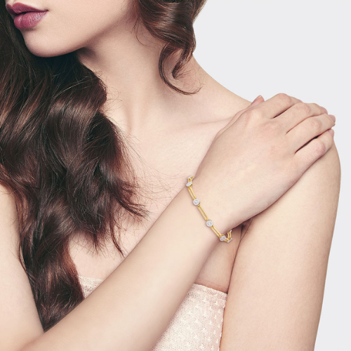 Elarine Diamond Paperclip Bracelet